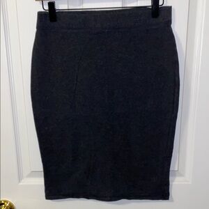 Old Navy Black Pencil Skirt Knee-Length Workwear Size Small